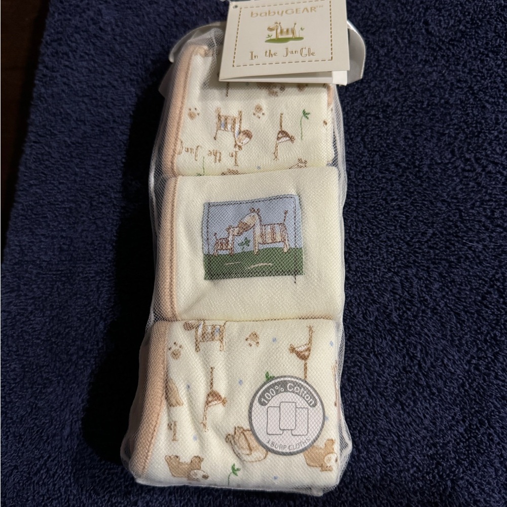 BabyGear Baby Washcloth Gift Set with Animal Print